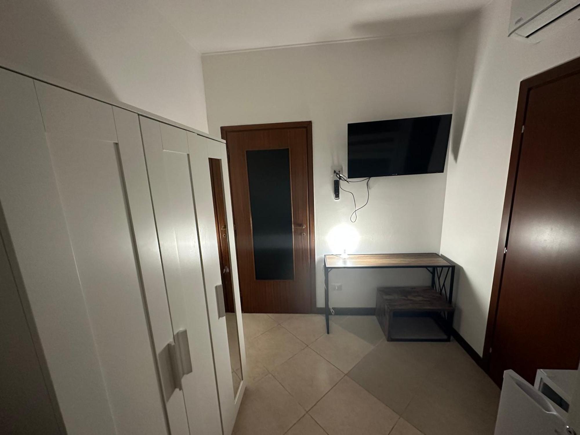 Gigli, Rooms Con Cucina In Comune E Terrazza Mediolan Zewnętrze zdjęcie